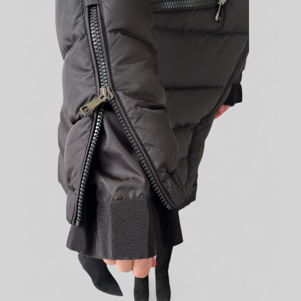 Moncler Black Puffer Jacket - Picture 5 of 8